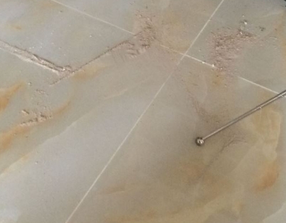 秀洲瓷砖空鼓维修公司分享粘合剂选择不当在瓷砖铺贴过程中可能导致以下问题